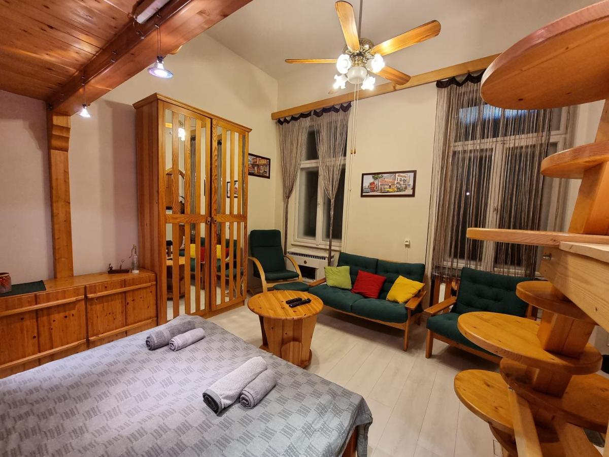 Little Cozy Apartman Miskolc Kültér fotó